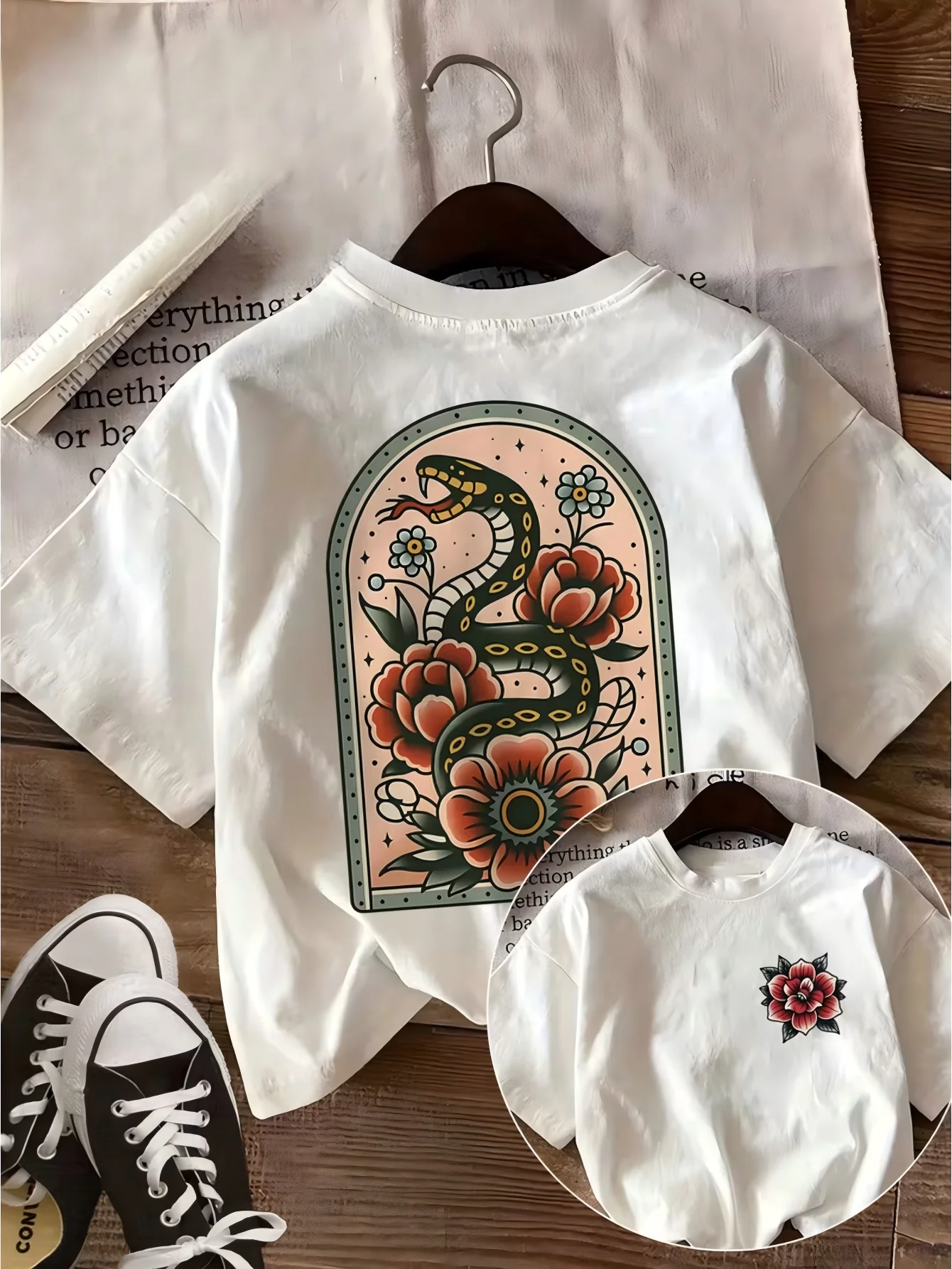 Floral Snake Graphic T Shirt Vintage Tattoo Style Tee Retro Aesthetic Harajuku Streetwear Top Casual Unisex Short Sleeve Shirt