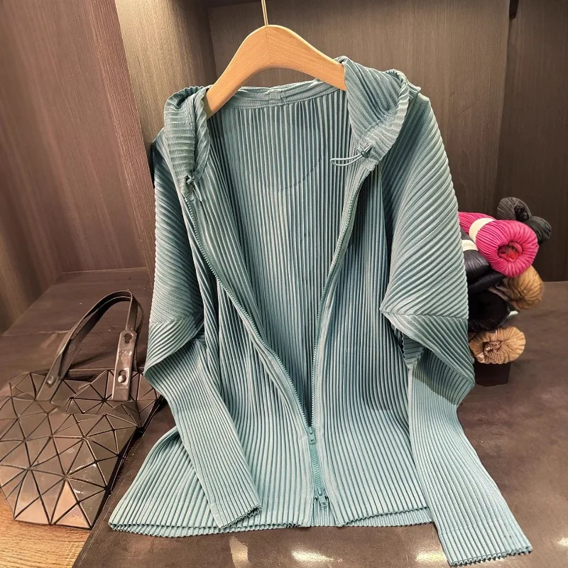 Miyake Geplooid Rits Vest Jas Dames Met Capuchon 2025, Herfst Nieuwe Veelzijdige Casual Geplooide Effen Kleur Dunne Blouse Dameskleding