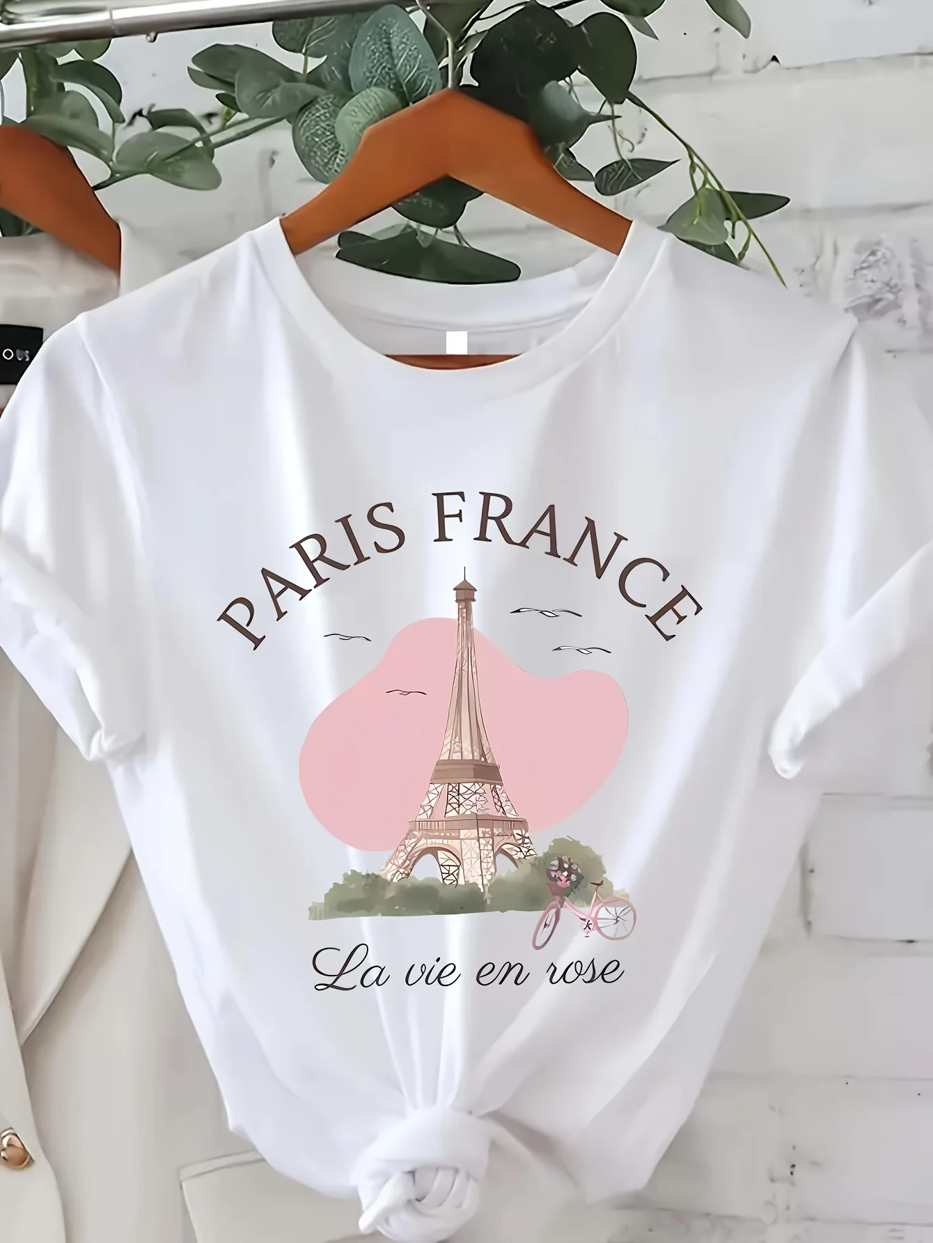 Eiffel Tower Print T-shirt Short Sleeve Crew Neck Casual Top for Summer & Spring Women\'s Clothing   Casual Female Clothing