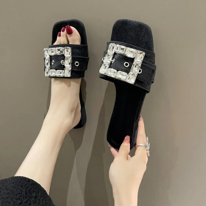 Metal Button Letter Decoration Women Slippers Summer Women Sandals Flat Beach Shoes Ladies Sandals Beach Shoes Flip Flop