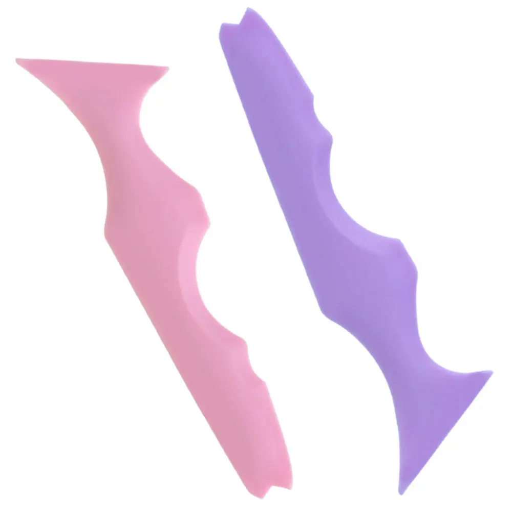 قطعتان من أدوات تطبيق المكياج السيليكونية متعددة الاستخدامات لتطبيق الآيلاينر وأحمر الشفاه والماسكارا