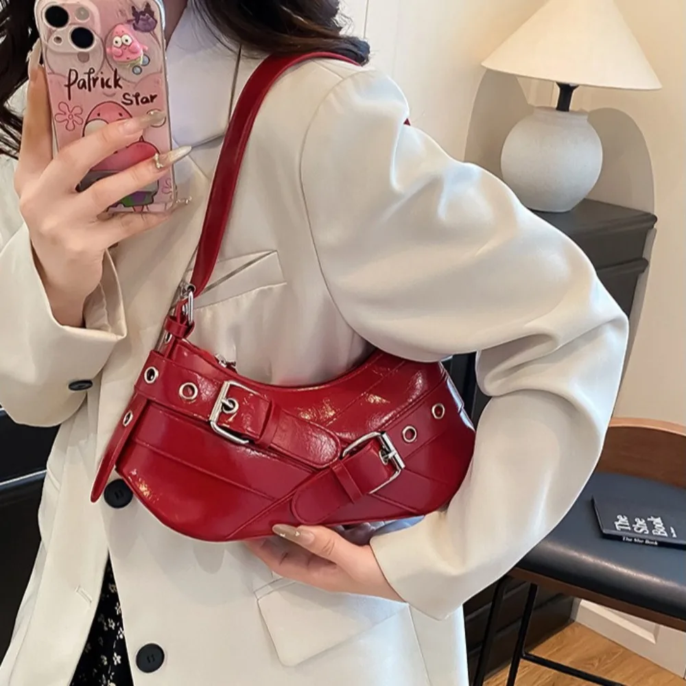 Women's Fashionable Textured Punk Motorcycle Shoulder Bag, Commuter Shoulder Bag, Trendy Stylish Niche Underarm Dumpling Bag
