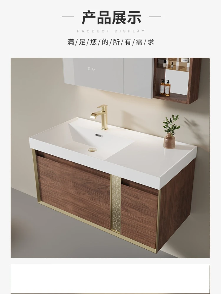 

Б/у комплект мебели для ванной: тумба с интегрированной керамической раковиной и умный зеркальный шкаф