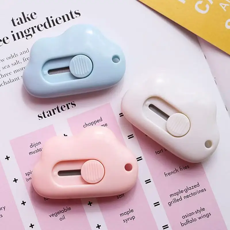 Simple and creative cloud-shaped craft utility knife with telescopic, portable mini blade – cute and girly for opening packages