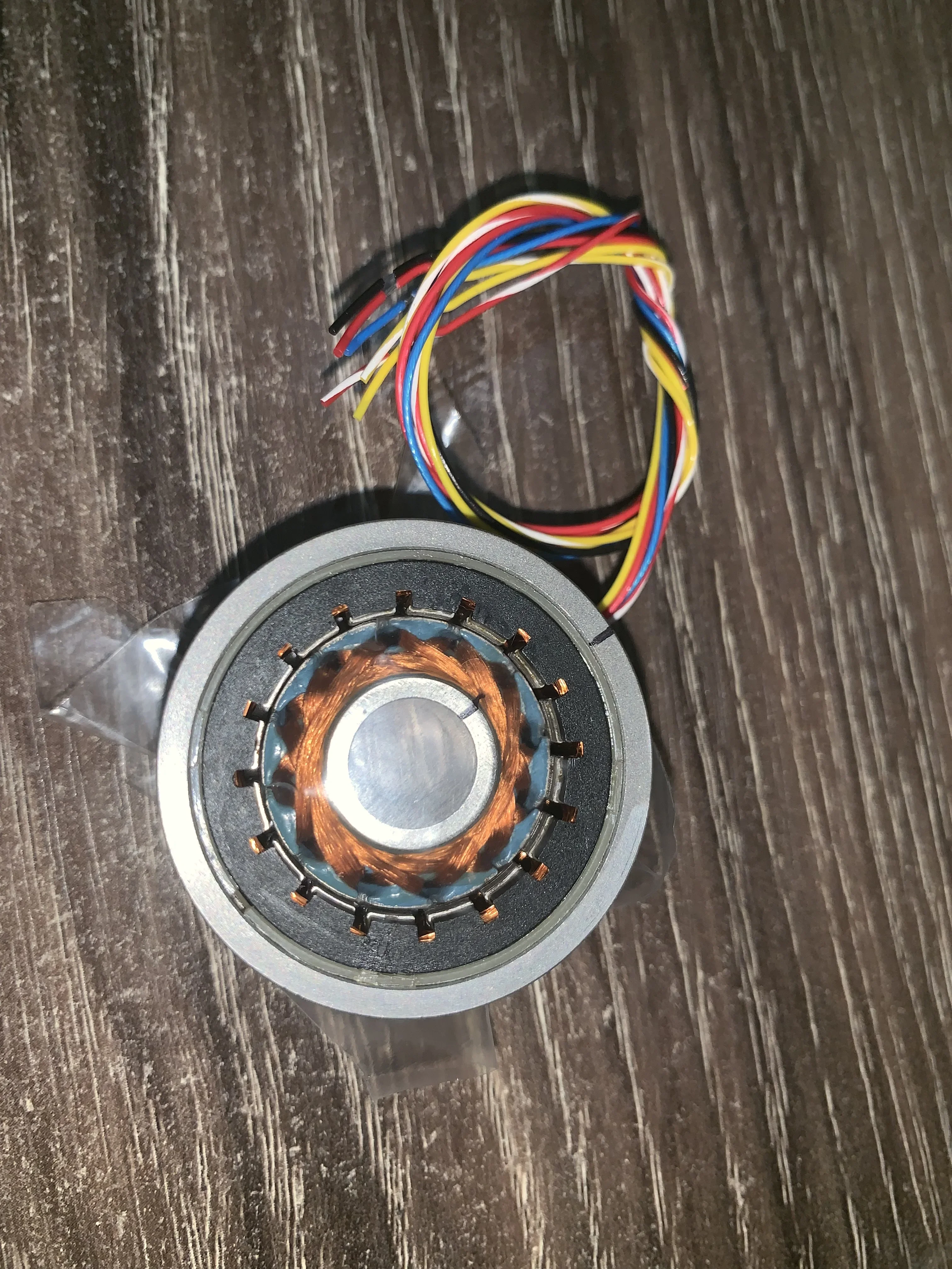Vendeur d'or flambant neuf ATAS original ER5KD286 résolveur servo encodeur moteur B & R