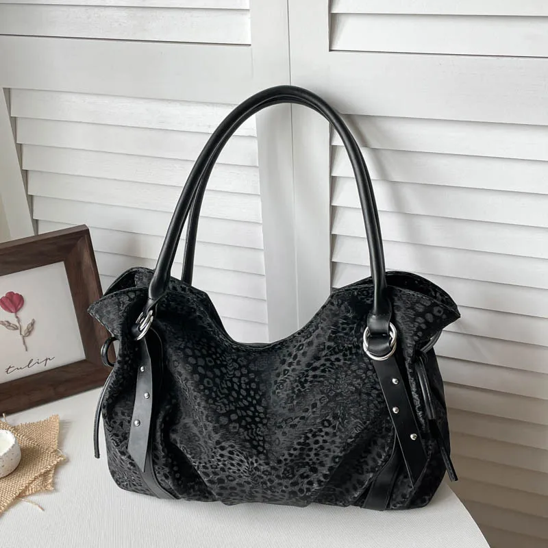 Fashion Leopard Women Handbag Soft PU Leather Ladies Shoulder Bags Large Capacity Brand Trending Wrinkle Big Totes Commutes