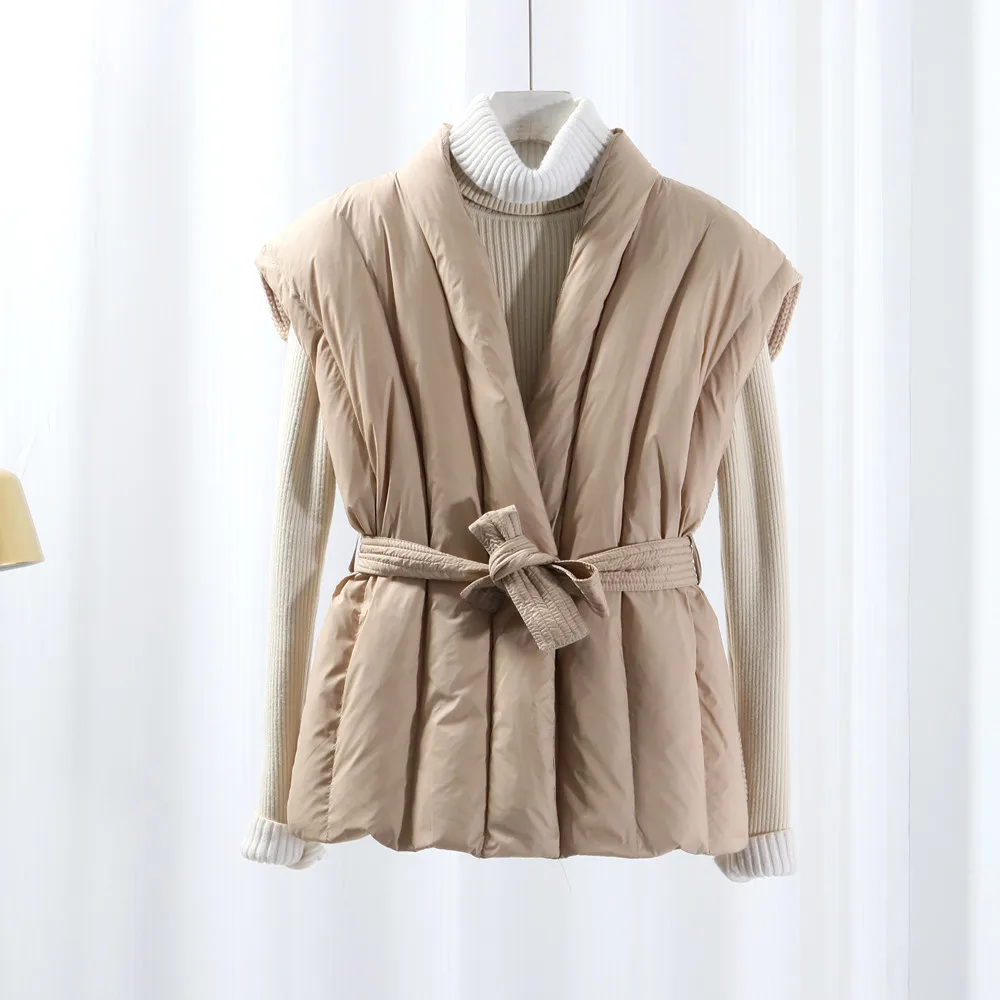 

Loose and Fashionable Knitted Patchwork Sleeveless Jacket Autumn and Winter V-neck White Down Vest with Belt