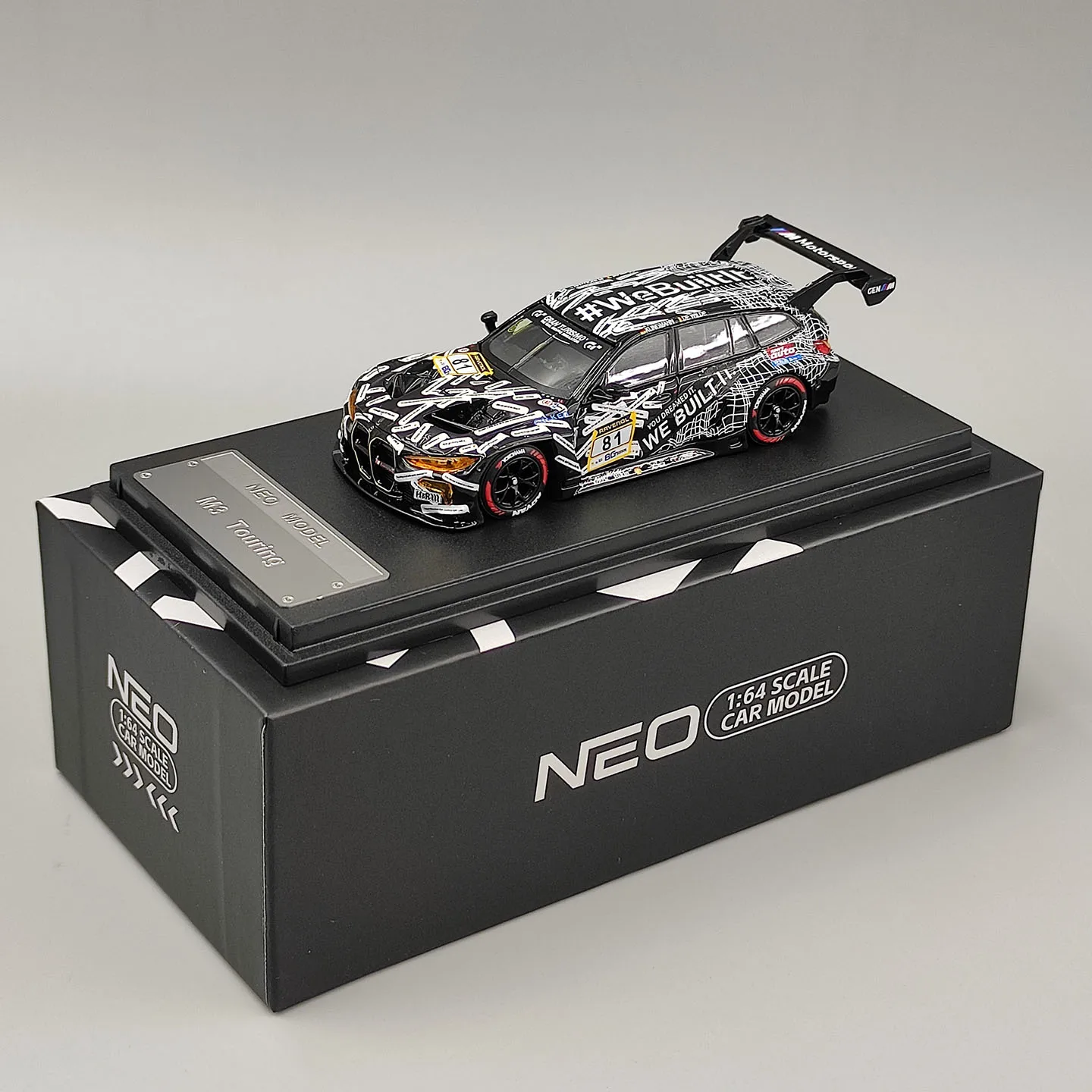 Diecast NEO 1:64 Scale M3 Touring April Fool's Day Message Board Painting Alloy Car Model