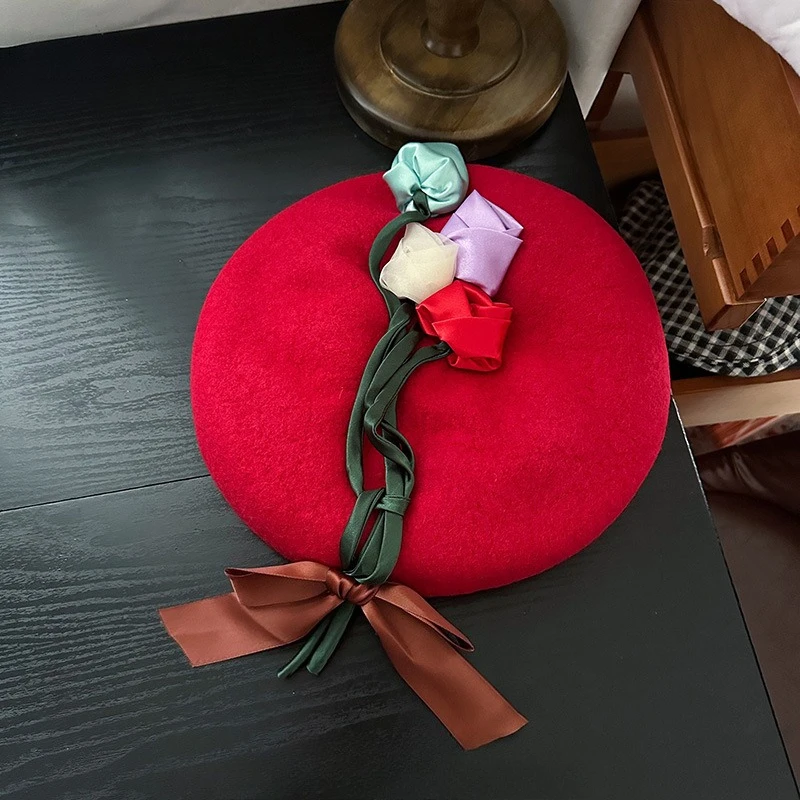 قبعات صوف أسترالية عالية الجودة للنساء للخريف والشتاء للسفر دافئة ومتعددة الاستخدامات مصنوعة يدويًا بتصميم باقة الورد قبعة رسام