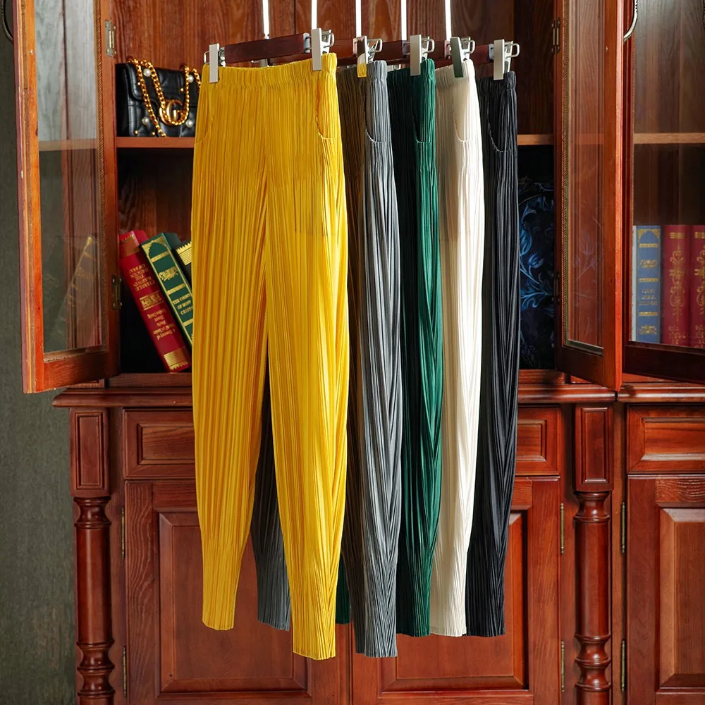 Miyake Pleated Pants Female Spring and Summer New Loose Thin Harun Pleated Radish Small Leg Pants Solid Color Versatile