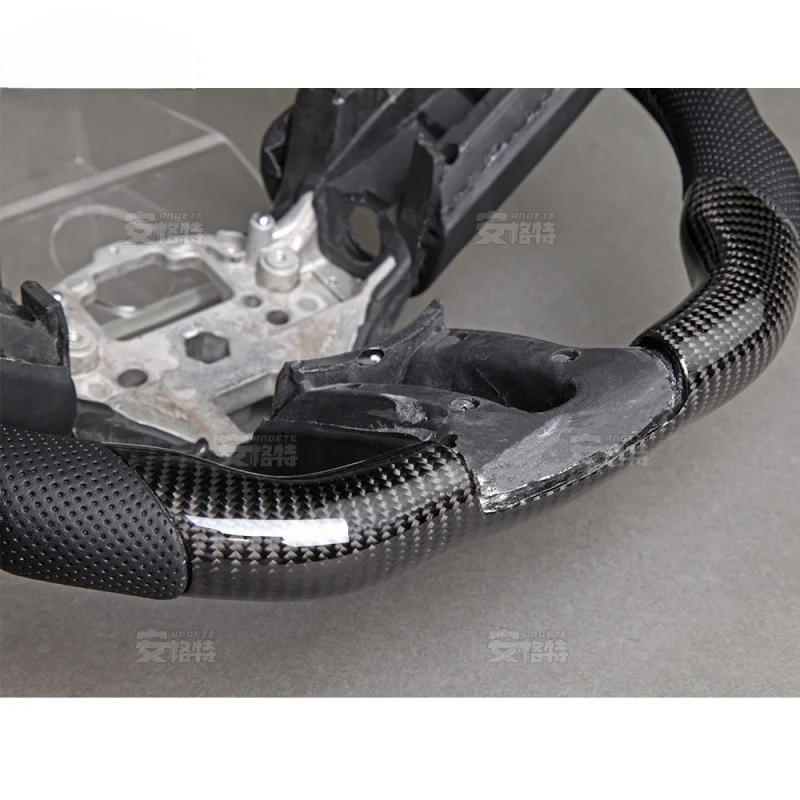 

For Ford Mustang (2014) Carbon Fiber Steering Wheel (Custom Modified Part)