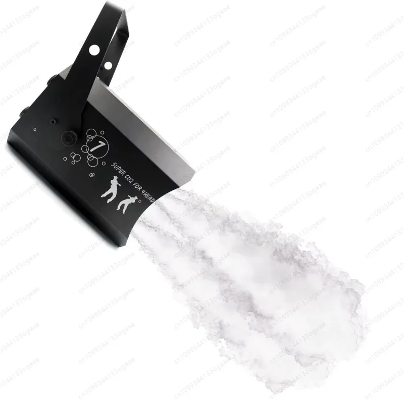 

Разнообразная подставка или подвесная машина CO2 DMX512, мощная 4-выходная сценическая струя CO2 для большого шоу, баров для Хэллоуина, DJ