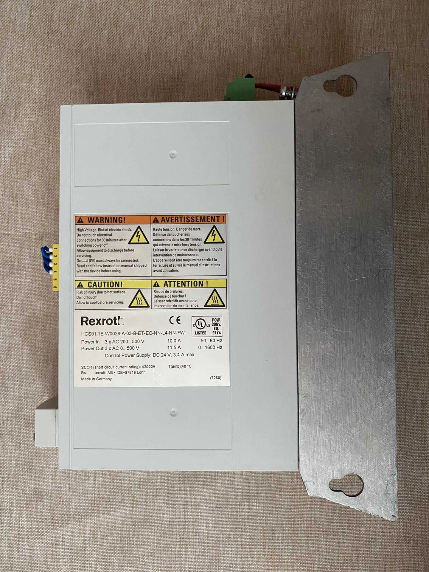 Servoazionamento HCS01.1E-W0028-A-03-B-ET-EC-NN-L4-NN-FW per Rexroth