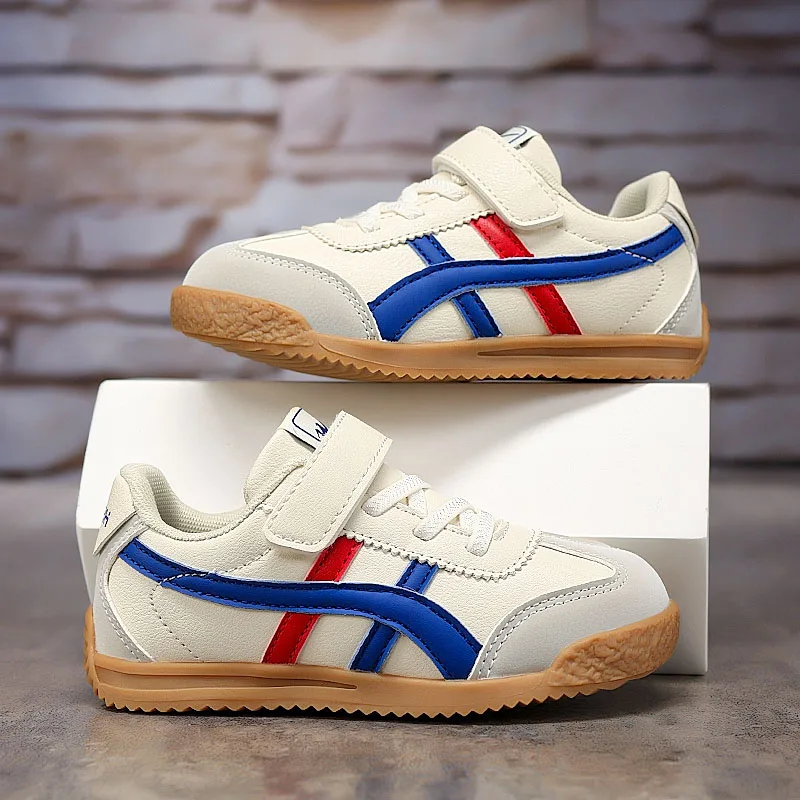 

Children's moral training shoes boys' shoes boys' sports board shoes 2025 autumn new style leather casual Forrest Gump shoes