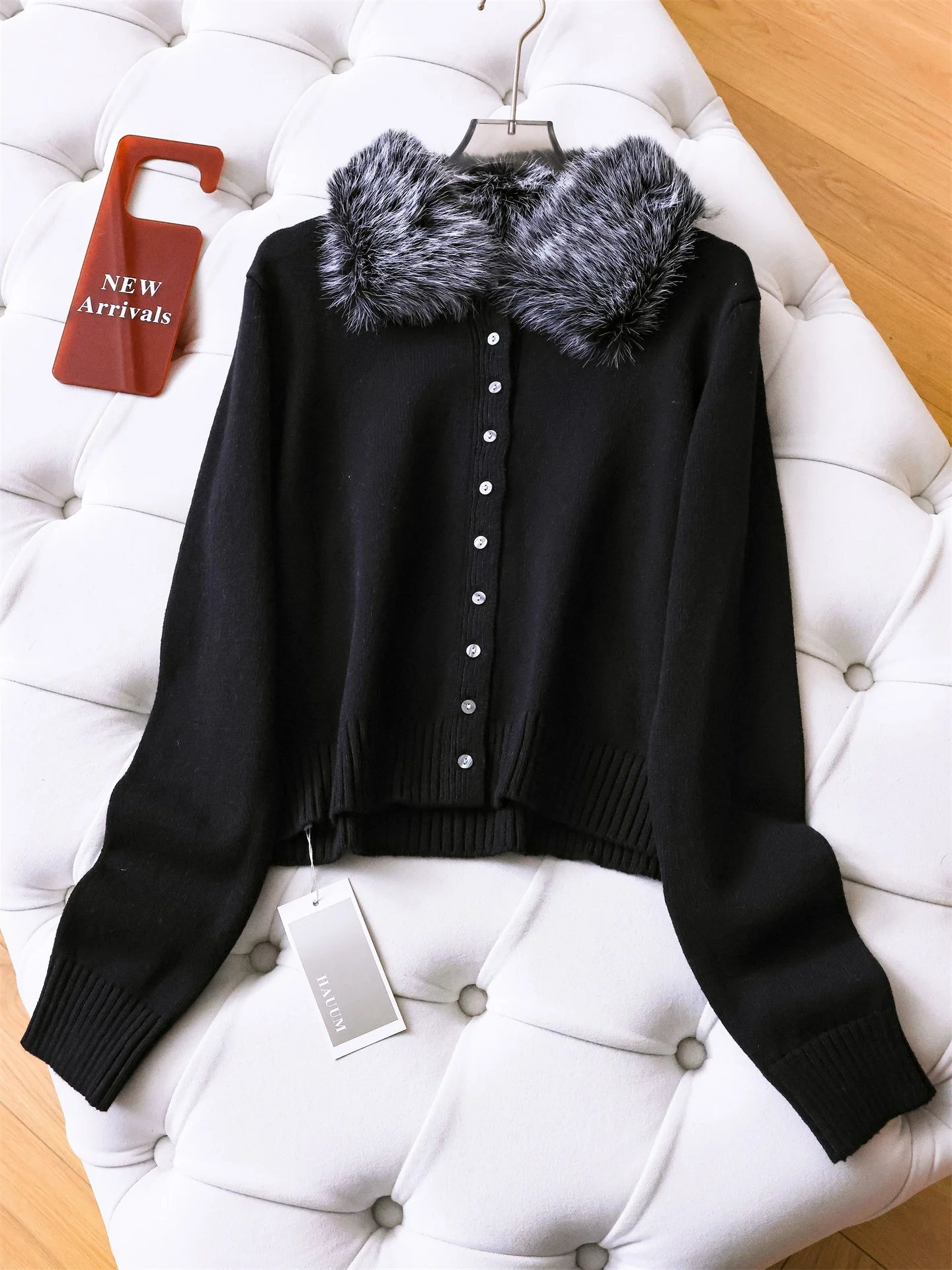 Suéter de Punto para Mujer, Modelo M017, con Cuello de Piel Desmontable, Corte Entallado, Botón Único, Manga Larga, para Invierno