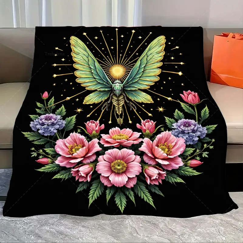 

1pc Flannel Blanket Elegant Moth & Floral Print Blanket - Boho Chic Home Decor
