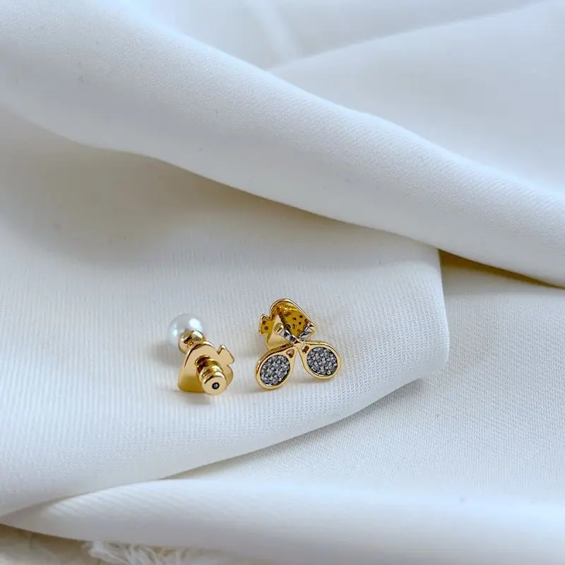 KS الأزياء الأوروبية الخفيفة الفاخرة الكنز سوبر فلاش الزركون البطانة غير المتكافئة تصميم مضرب بدمنتون أقراط معدنية #4