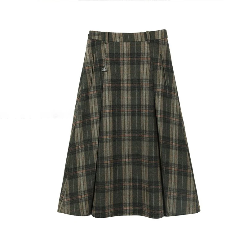 

Checkered woolen A-line skirt with artistic retro style plaid elastic waistband and hundred pleats, loose, slimming long skirt