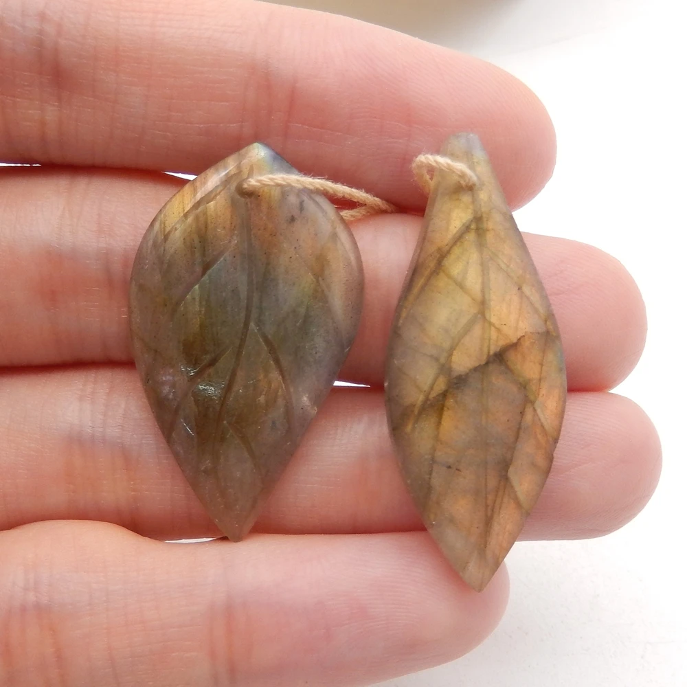 

2PCS Natural Labradorite Carving Leaf Pendants Beads For Womens,Handmade Gift DIY Semiprecious Stone Jewelry Accessories