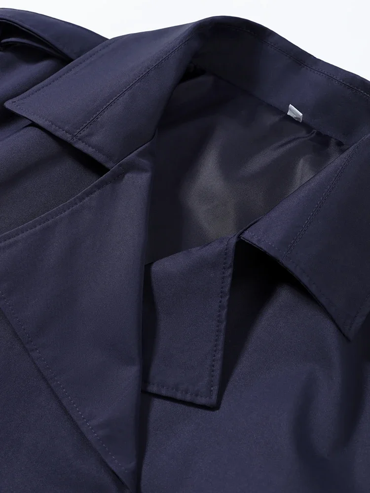 Damenmäntel mit Einfarbigem Revers und Gürtel, Kurze Trenchcoat-Jacke für den Frühling, Weiblicher Epaulet-Mantel mit Langen Ärmeln und Knöpfen, Schlanker Schnitt, Neue Damen-Oberbekleidung – Detail 6