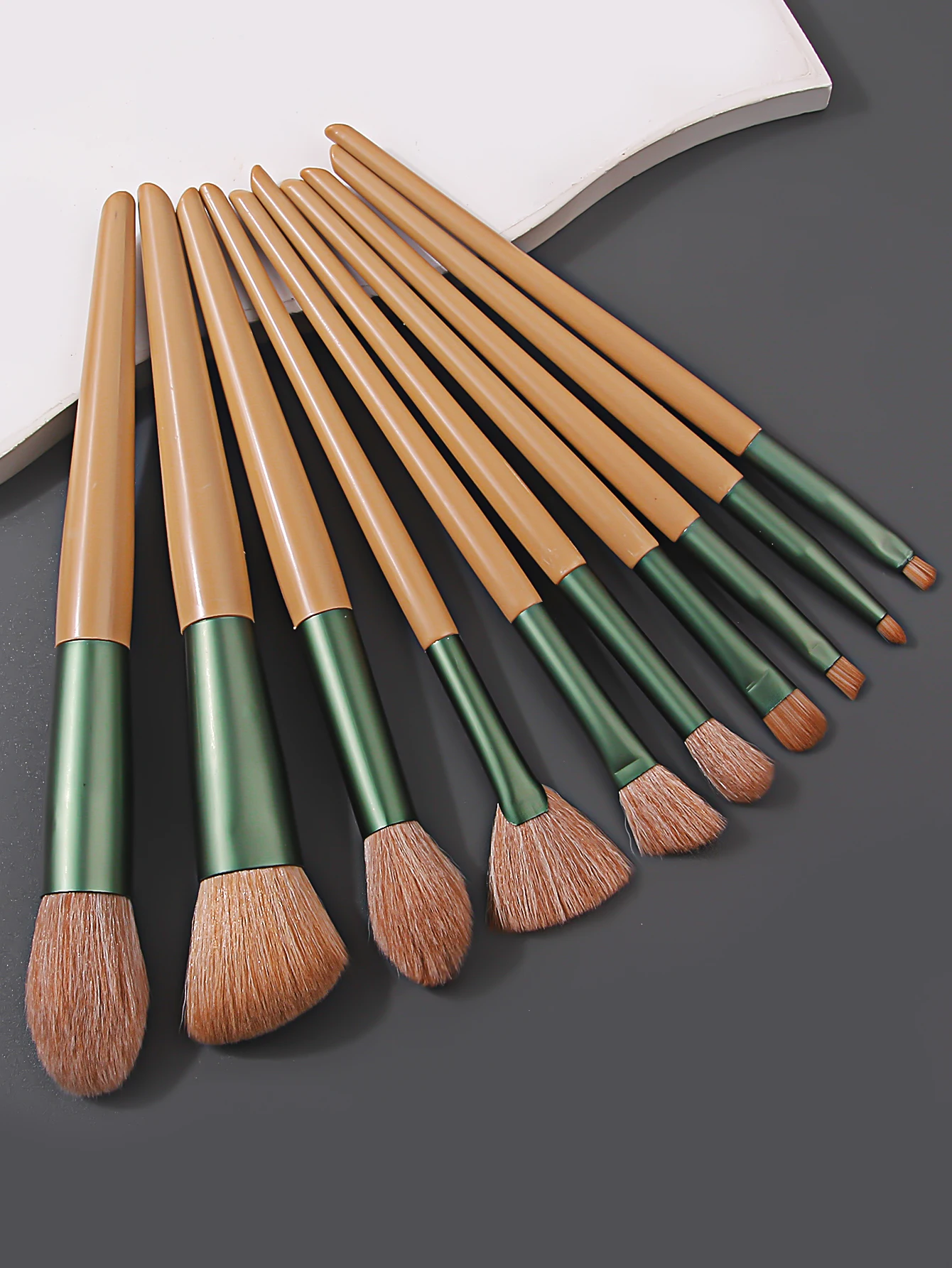 16 قطعة من فرشاة بودرة الوجه متعددة الوظائف، وفرشاة أحمر الخدود ومجموعة فرش المكياج ومجموعة منتفخة مسحوق إسفنجية للمكياج غير لاصقة #4