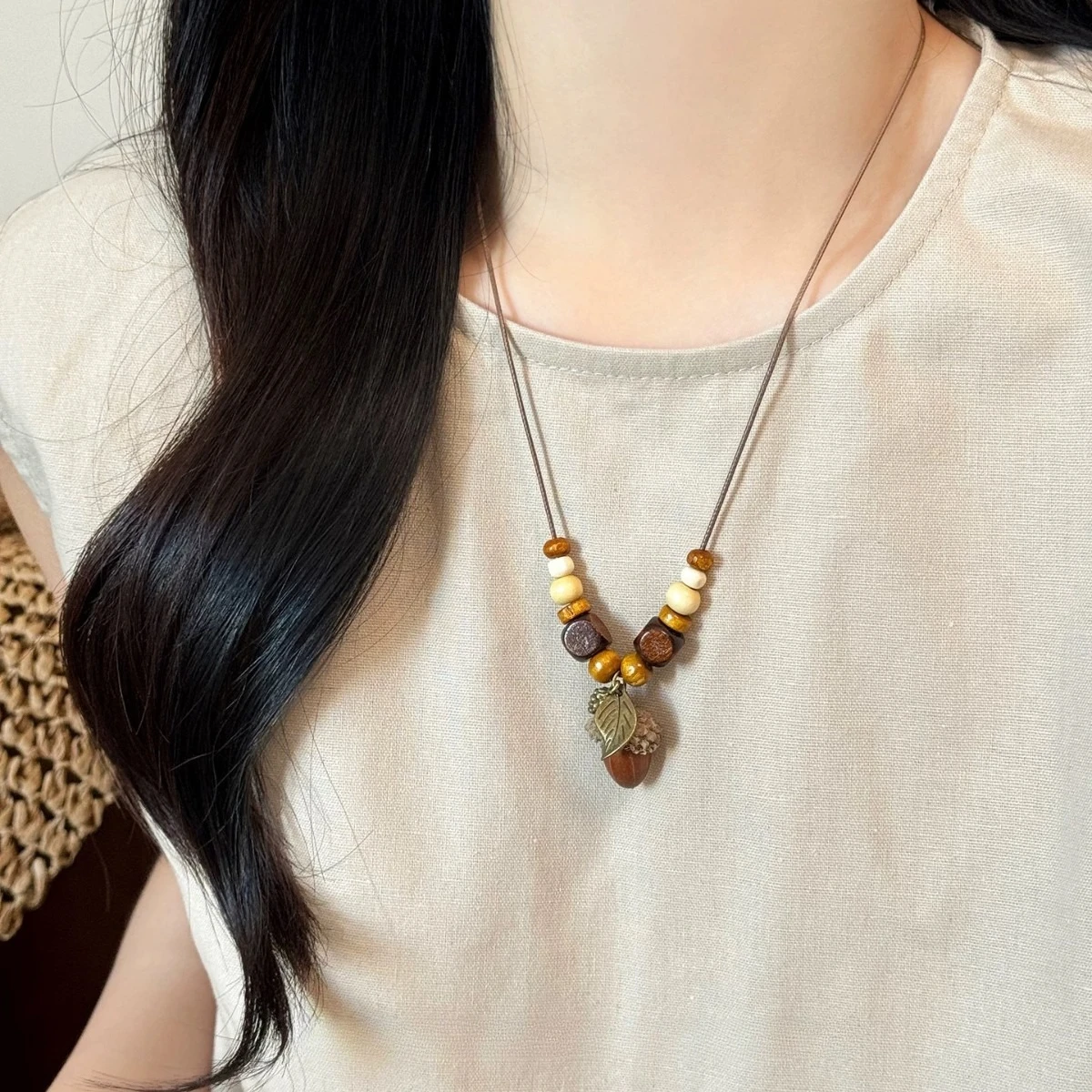 Vintage forest style wooden acorn necklace female niche Zen ethnic style sweater chain long pendant accessories