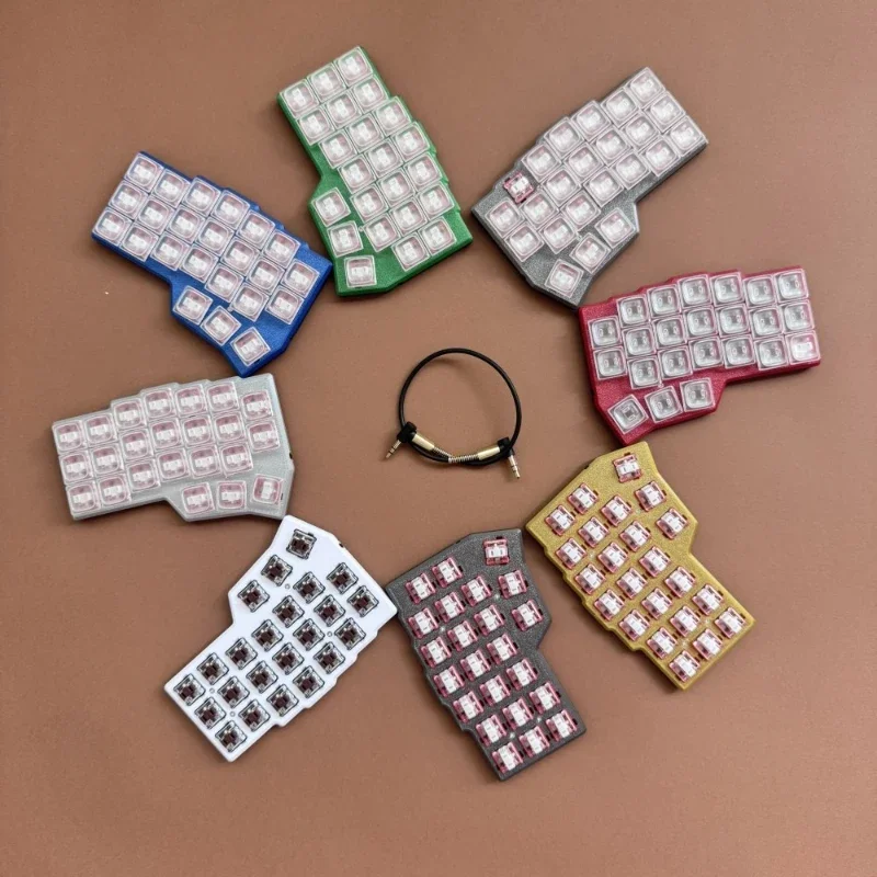 لوحة مفاتيح مقسمة من Corne V4.1 مخصصة 3X6 سلكية رفيعة للغاية أحادية الوضع RGB قابلة للتبديل السريع لألعاب البيئة تصميم Choc Axis Pig Nose Kit