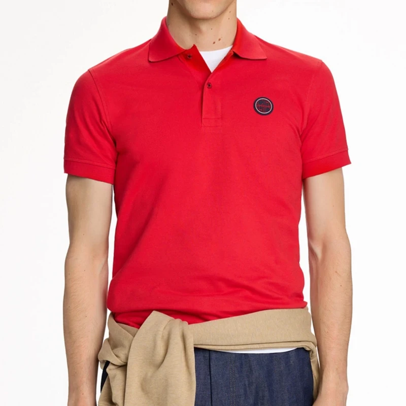 CH Roter Akzent Runder Gummi-Patch Links auf der Brust Premium Piqué Kurzarm-Poloshirt für Herren Schlanke Minimalistische Moderne Lässige Oberteile – Detail 6