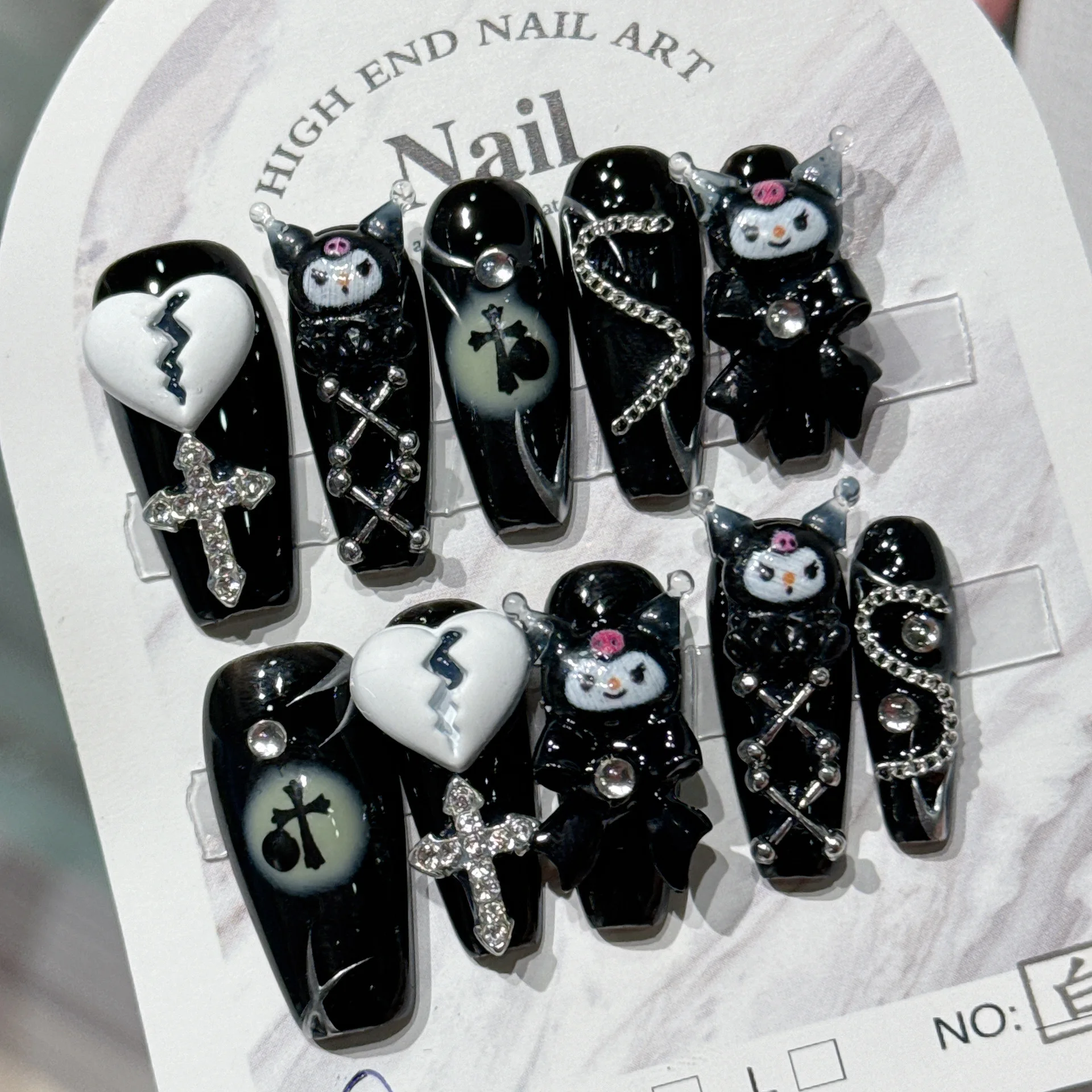 Dibujos animados Sanrio Kuromi lindo serie oscura Y2K parches de uñas postizas estilo japonés chicas calientes Kuromi puntas de uñas largas juguetes de regalo de vacaciones