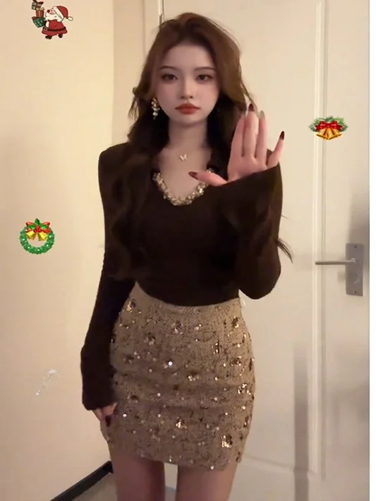 

Зимний вязаный свитер и юбка с пайетками: женский модный комплект, утепленный, с длинными рукавами, V-образным вырезом, в стиле колледж.