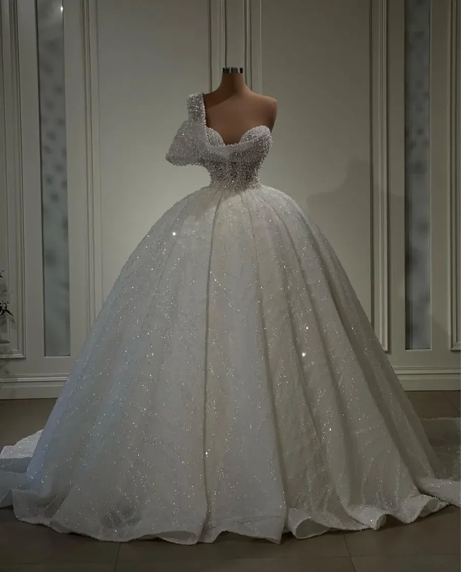 Customized Sparkly Ball Gown Wedding Dresses One Shoulder Sequins Beaded Pearls Bridal Gowns Plus Size Vestido de novia
