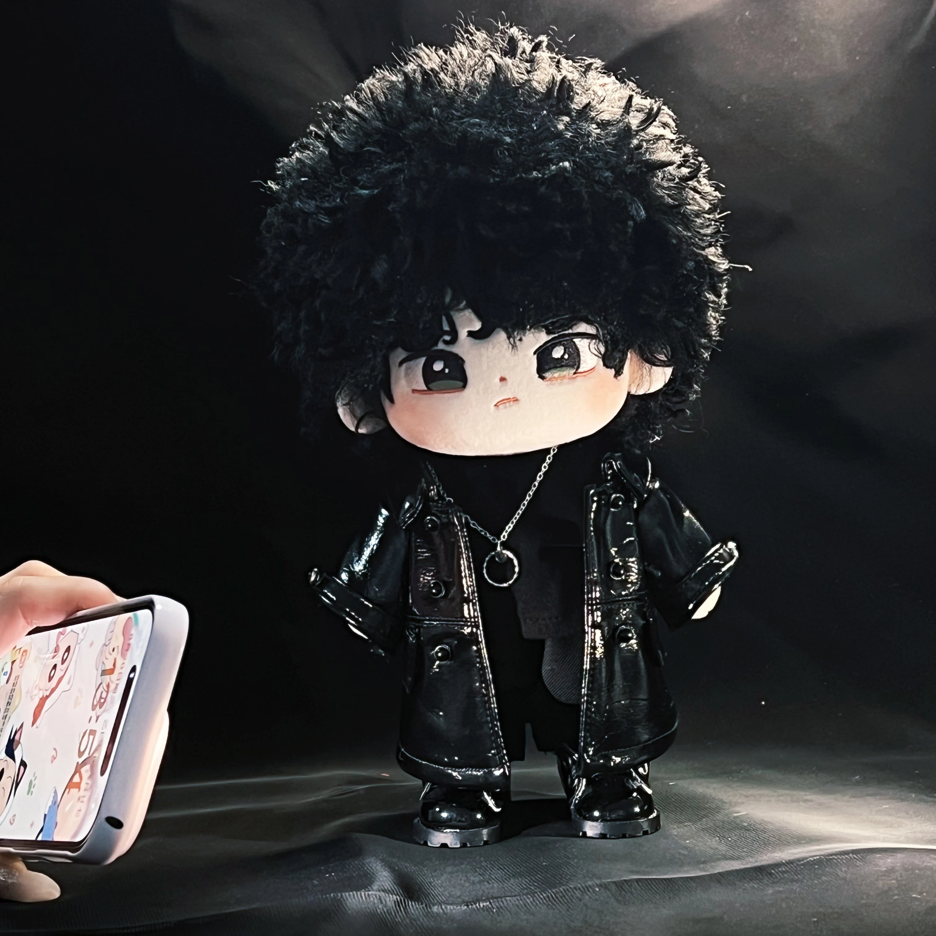 In Voorraad 20 Cm Poppenkleertjes Idool Wang Yibo Lange Lederen Jassen Mode Pak Gevulde Knuffels Pop Accessoires Anime Speelgoed Ki