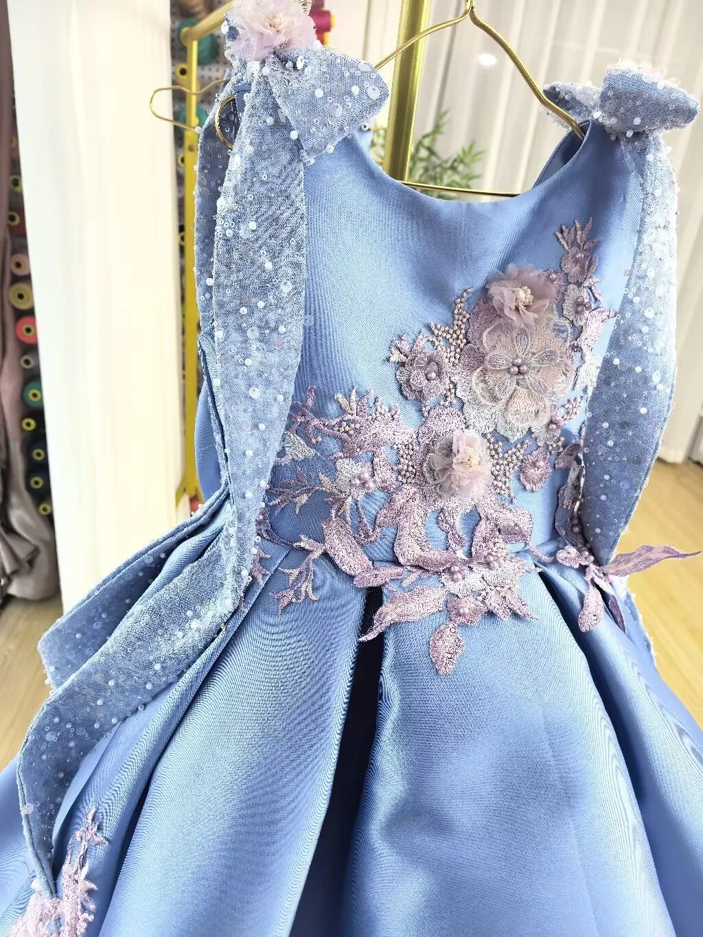 Custom high-end children's formal dress blue elegant birthday tutu satin embroidered holiday performance princess style