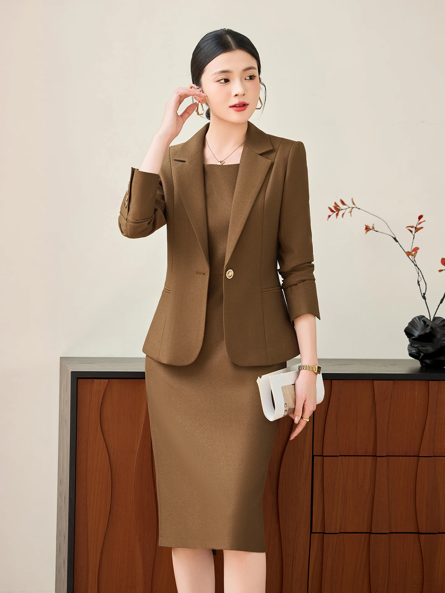 

AIyssa Модное профессиональное женское высококачественное платье из двух частей + блейзер. Новые стили осени и зимы 2025г.