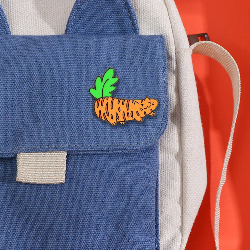 Carrot cat enamel brooch creative vegetable tabby cat lapel pin fun badge bag clothing accessoriesH0201