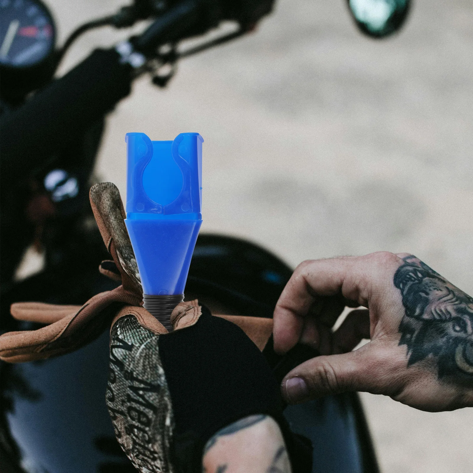

Motorcycle Oil Funnel Flexible Foldable Plastic Supplement Fuel Funnel Extendable Hose Leakproof Clamp Transmission Drain