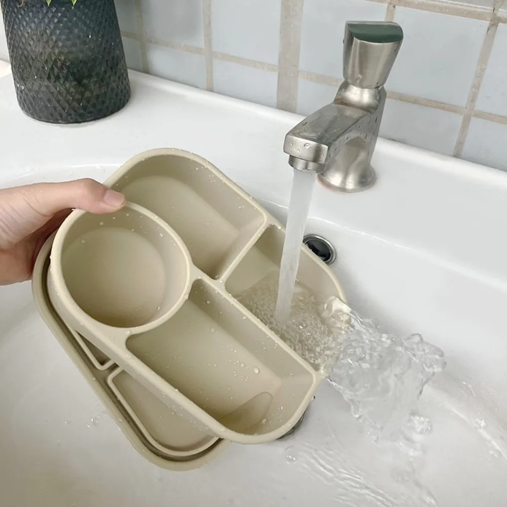 

750ml Microwaveable Silicone Lunch Box Leak-Proof Food-Grade Divided Lunch Box Fresh Keeping 4 Grids Food Storage Container