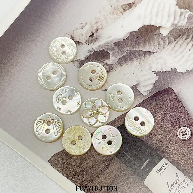

10pcs/bag Two-hole Shell Buttons with Laser-etched Butterfly Rose Pattern for Women's Shirts DIY Clothing Sewing Accessories