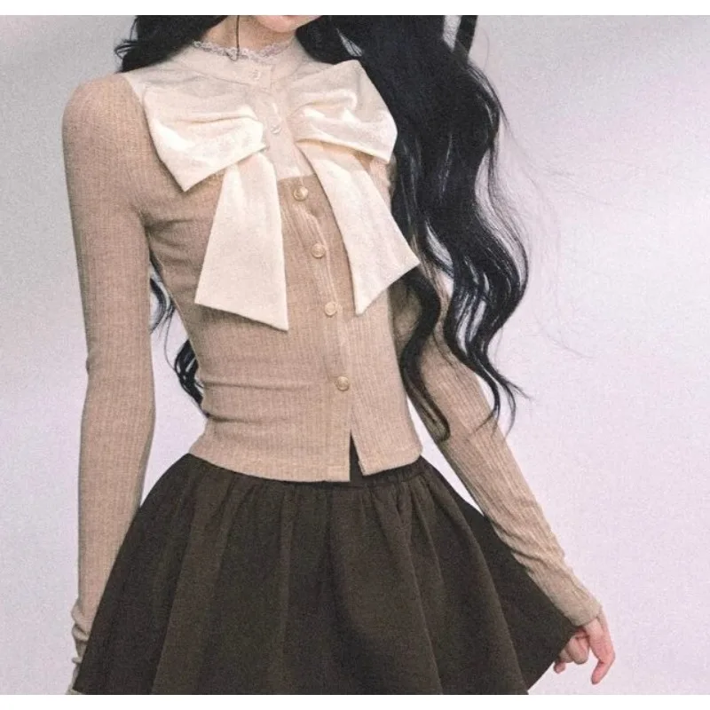 

Fake Two-piece French Bow Lace Knitted T-shirt Women's Autumn Long-sleeved Slim Top