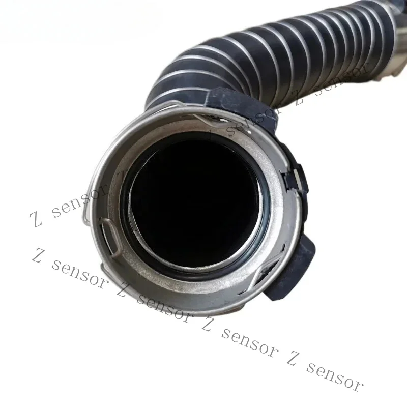 Z+ 14463-3XN8A Inlet Turbo Hose Replacement For Nissan Urvan NV350 2012 - 2017