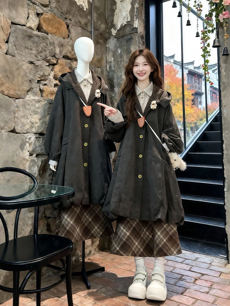 

Winter Faion plus Size Tee Piece Set Coat with Hat Plaid Skirt Long Length Korean Sle Women's Warm Polyester Clothing