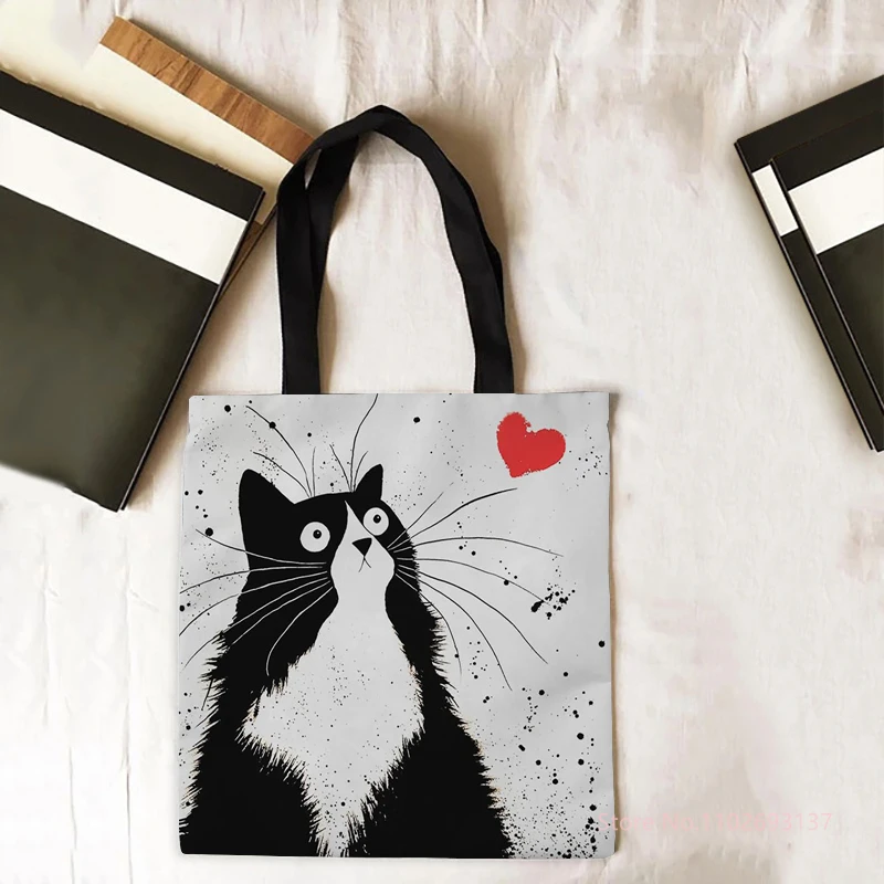 Black White Cat Tote Bag Retro Art Fashion Travel Bag Women Portable Eco Shopping High Quality Foldable Handbag Ladies Bags