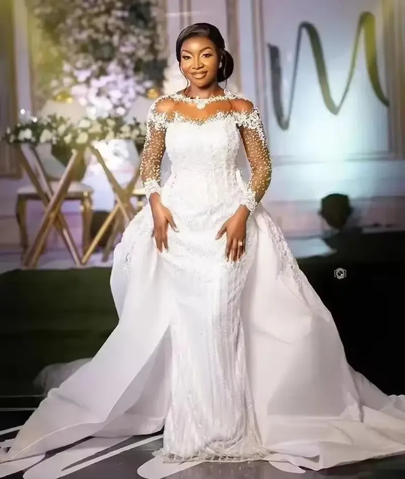 

Customized Scoop Neck Shinny Appliques Beads Wedding Dress Vestidos De Novia Long Sleeves Bridal Gown Removable