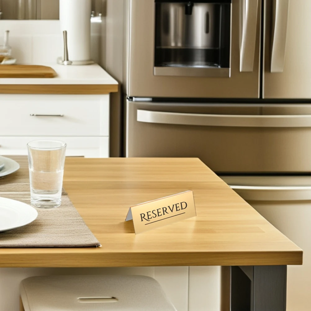 

Rustic Wedding Seat Plate Reserved Signs for Tables Chairs Elegant Gold Banquet Seating Arrangement Dinner Party Table