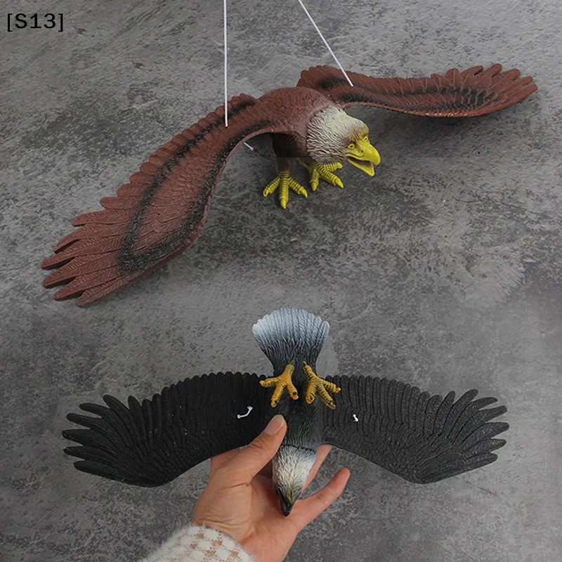 1 Piece Outdoor Eagle Figurine Hanging Bird Deterrent Plastic Eagle Ornament Vivid Flying Bird Hawk Decoy Garden Scarecrow[Q]Q@