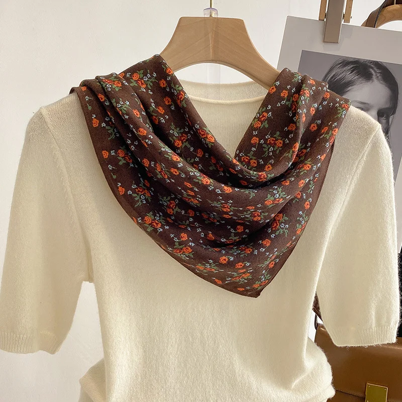 

Cotton Bandana Neck Scarf for Women Floral Print Handkerchief Non-slip Hijab Female Luxury Headband Soft Neck Scarves 70cm