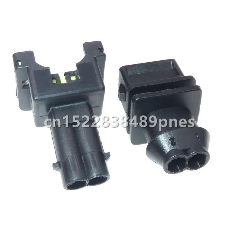 2 Pole Auto Engine Fuel Injector Plug Oil Sensor Socket Car Waterproof Connector