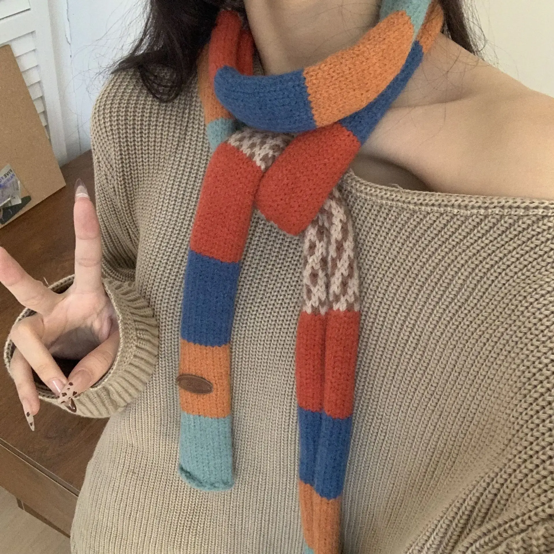 Autumn/Winter Korean Versatile Scarf Narrow Rainbow Contrasting Solor Retro Knitted Narrow Scarf Women Girls Outdoor Scarf Wrap