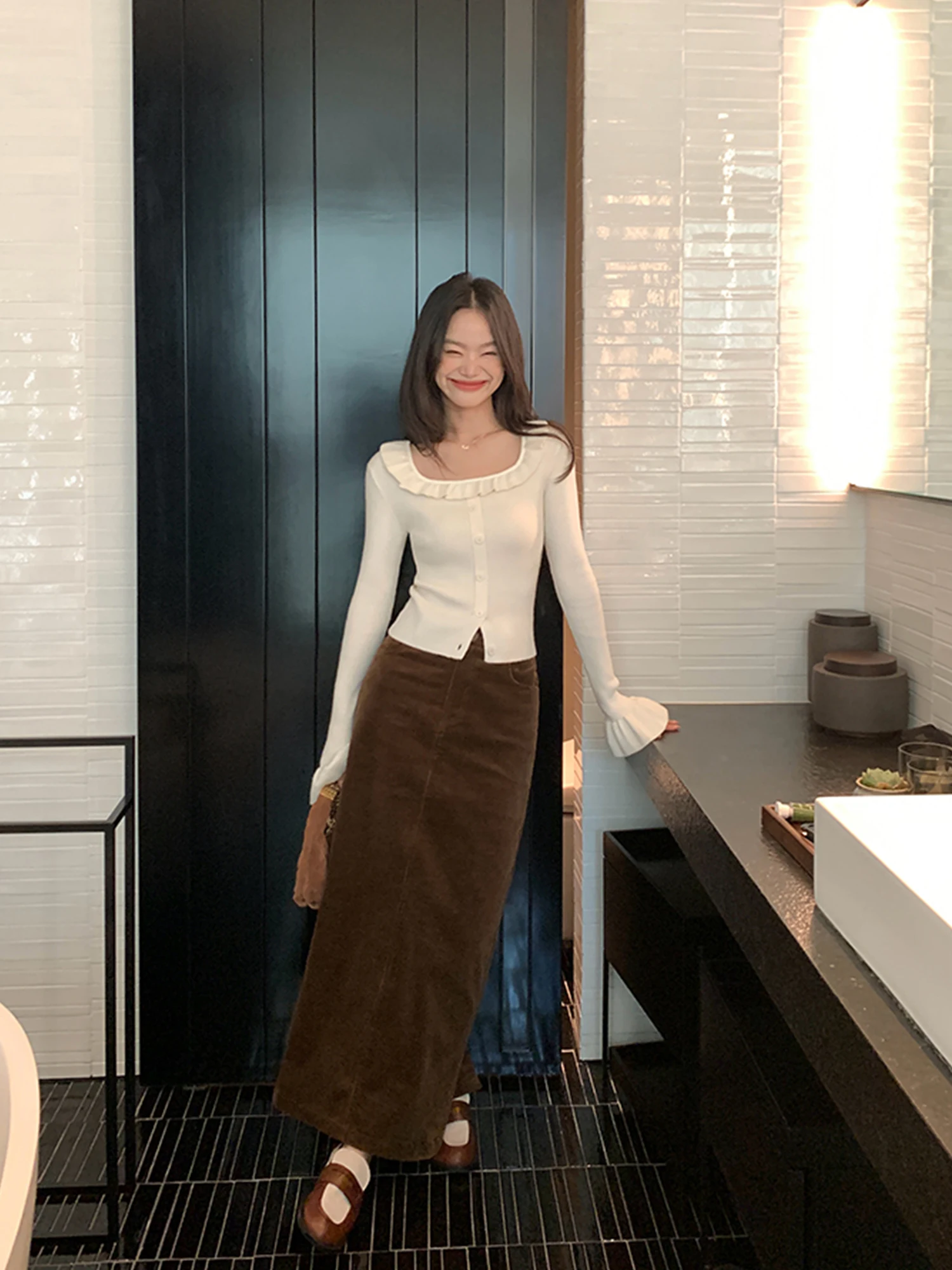 Pusumede High Waist Corduroy Women's Skirt Autumn Winter Straight Cut Split Back Bodycon Long Dress Elegant Commute Style
