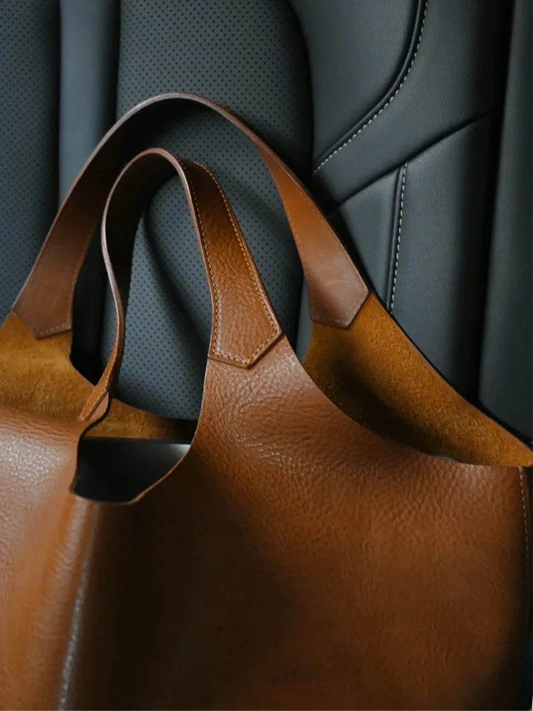 حقيبة يد نسائية كبيرة السعة من زار فيندين باللون البني، حقيبة كتف واحدة للعمل، تصميم بريطاني من الجلد الصناعي بلون واحد